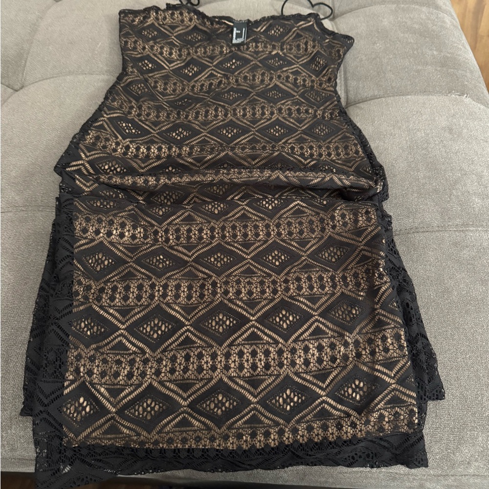 Forever 21 Black and Gold Lace Dress